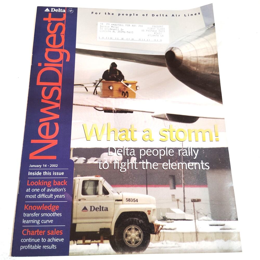Delta News Digest - January 14, 2002 Aviation Magazine - Red/White Cover